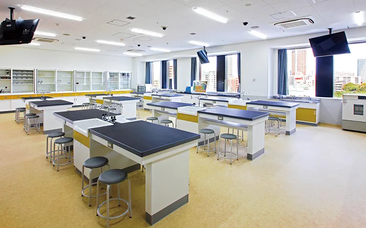 中学理科実験室